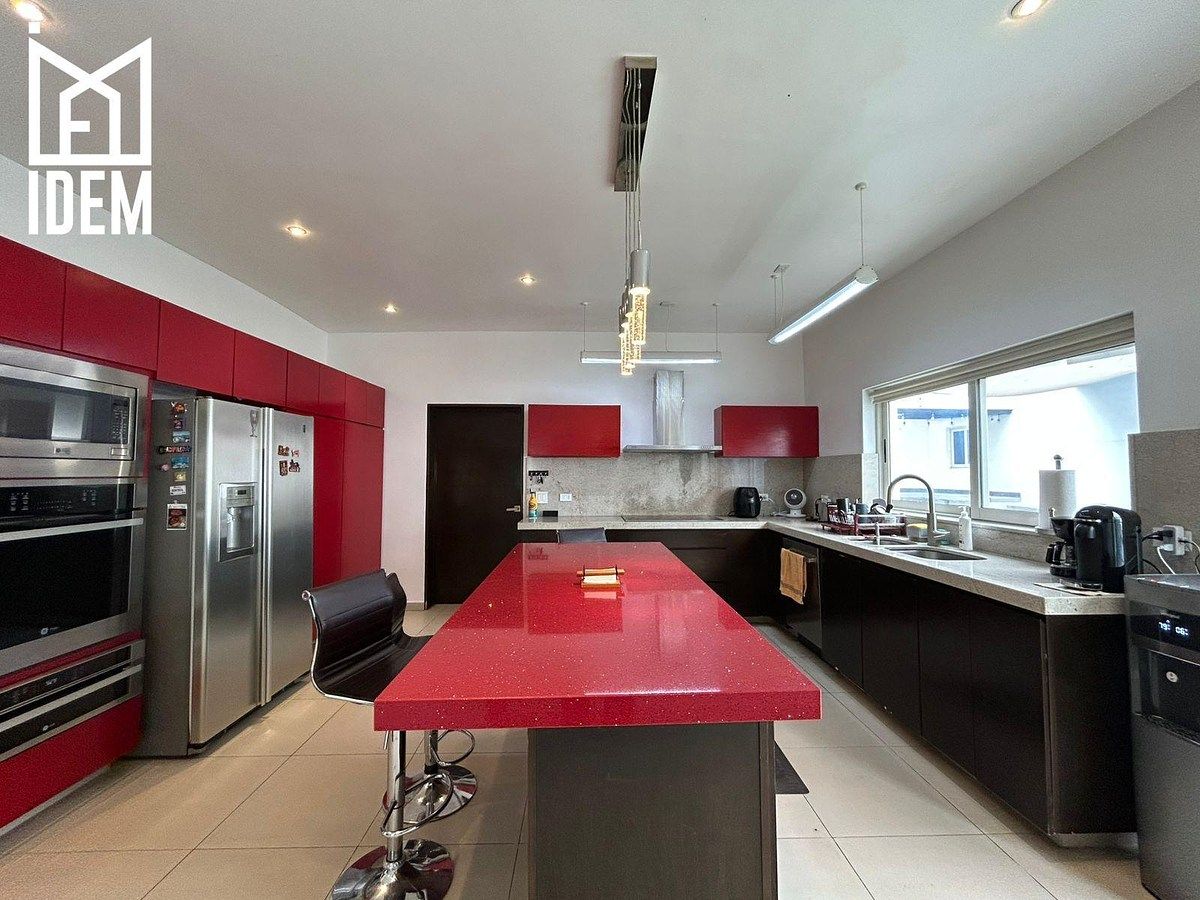 8 de 15: WhatsApp Image 2026-04-17 at 18.06.32 (2).jpeg