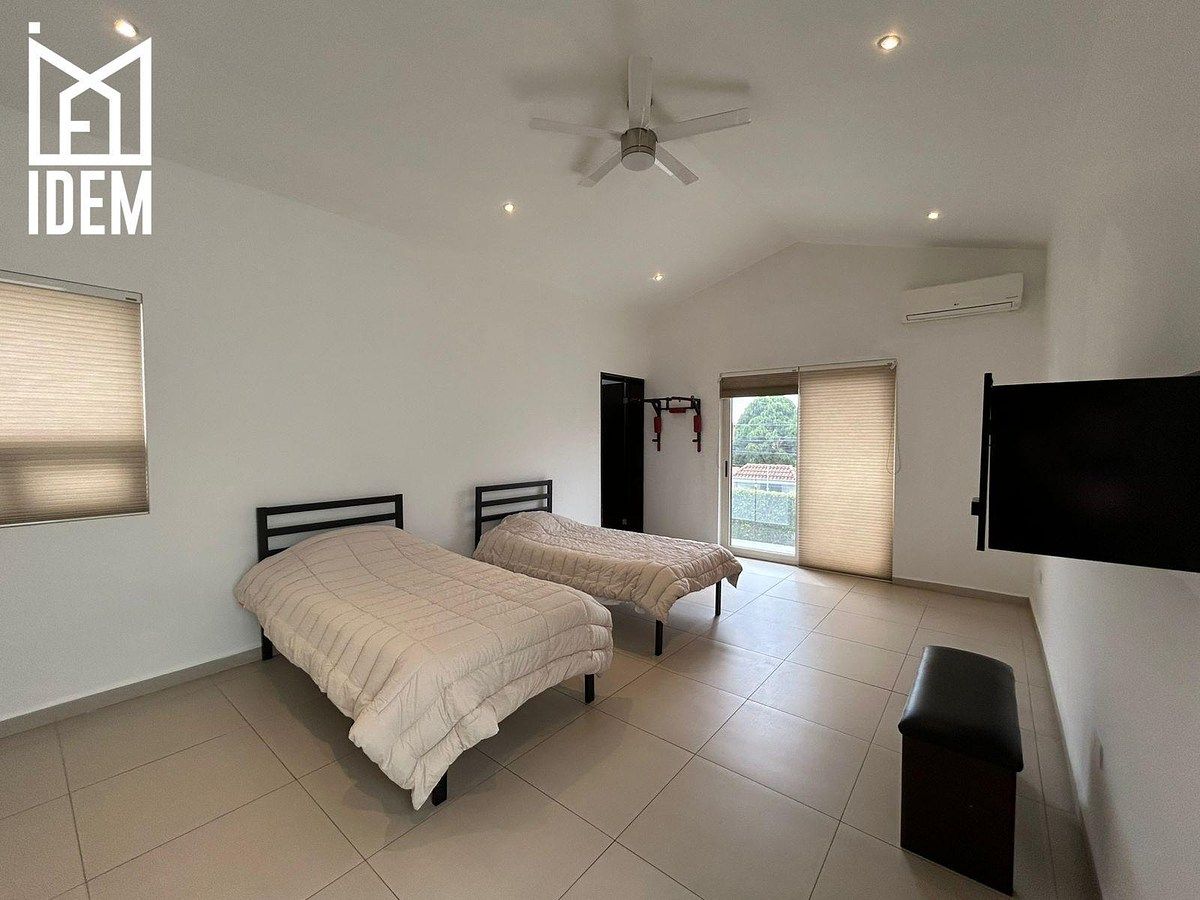 10 de 15: WhatsApp Image 2026-04-17 at 18.06.32 (3).jpeg