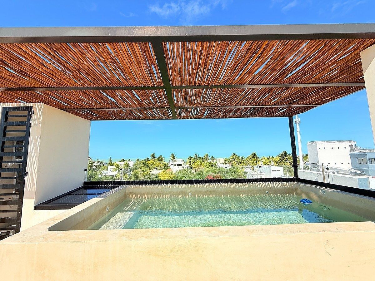 9 de 10: Alberca y Rooftop