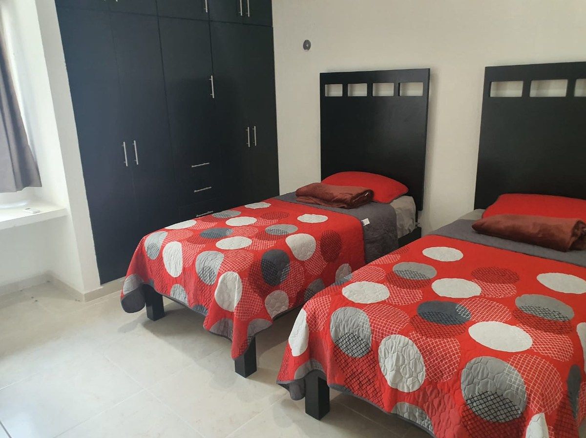 2 of 7: habitacion secundaria