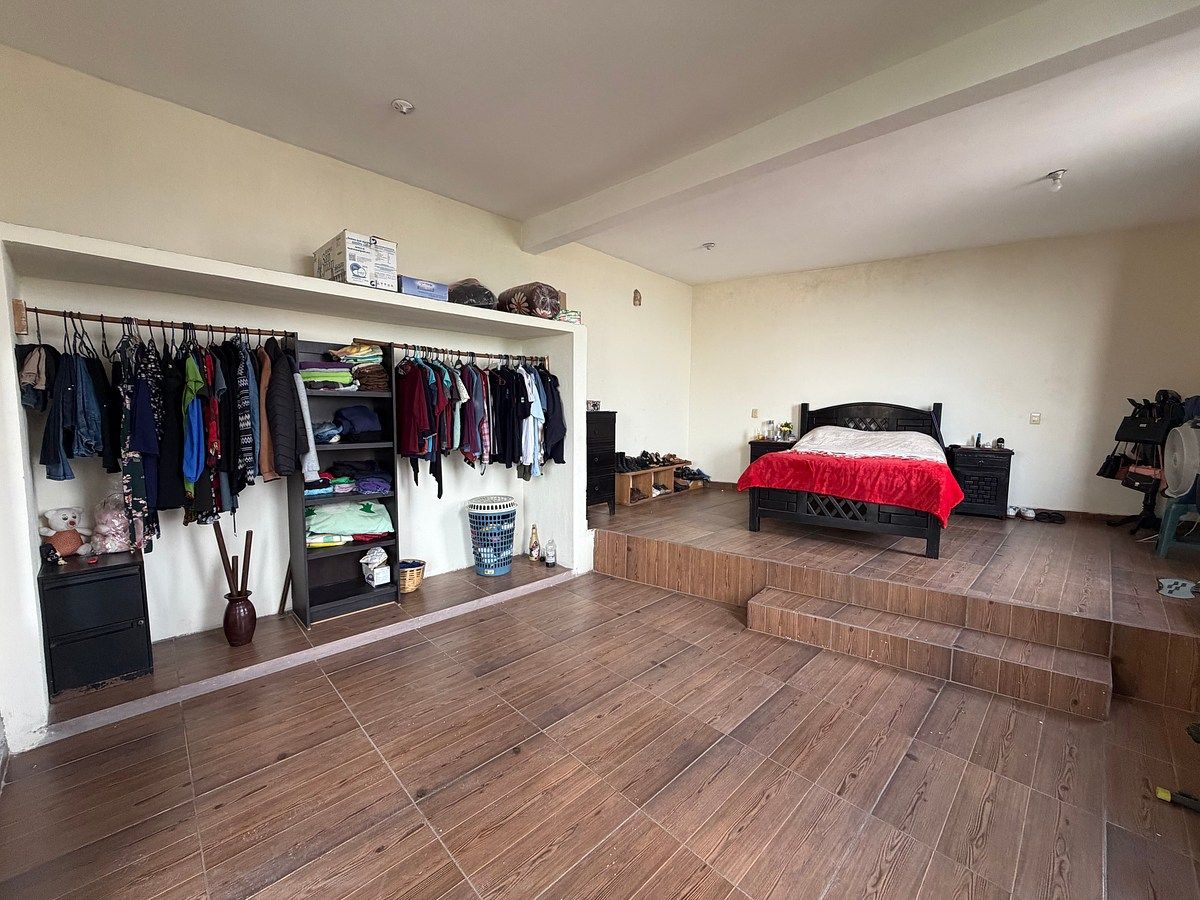 20 de 26: Recámara principal con clóset