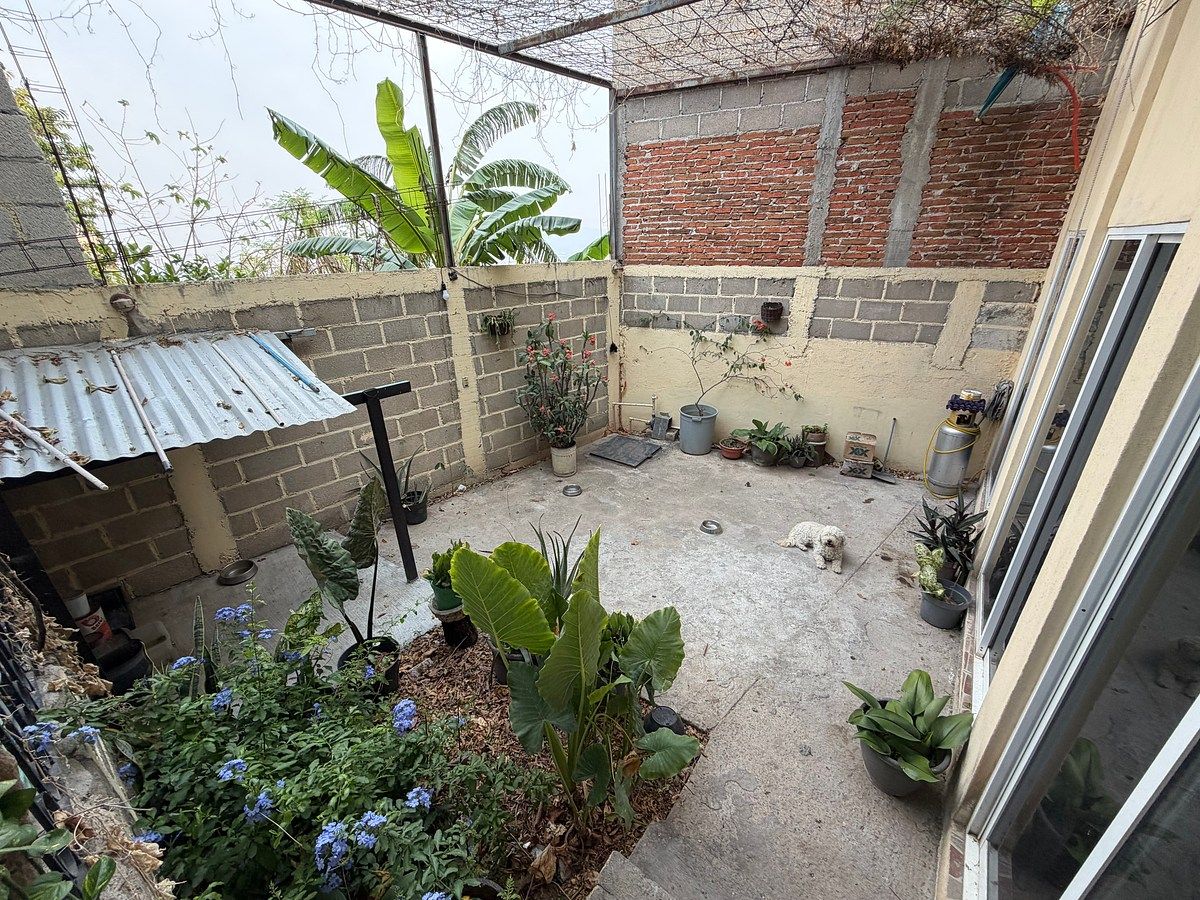 26 de 26: Patio/jardín