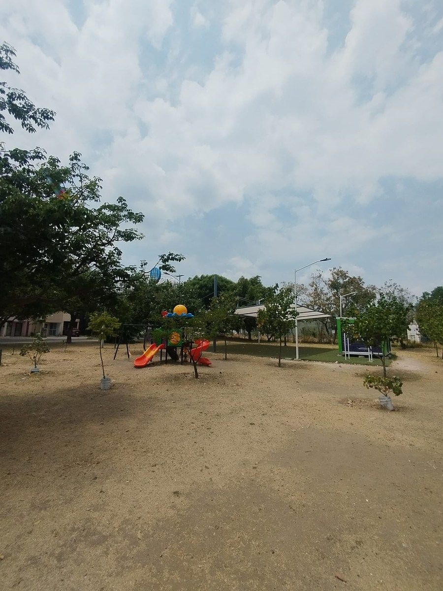 7 de 15: Otros juegos & área común