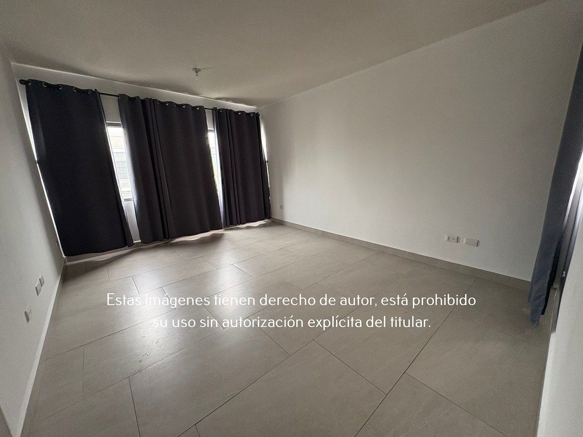 14 de 23: Casa en Renta en Privada Altta