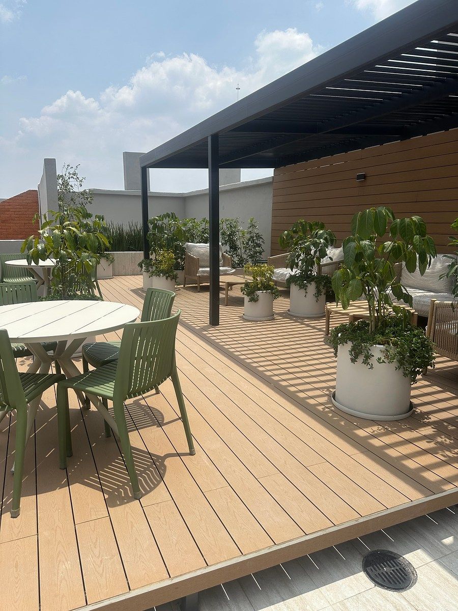 16 de 26: Roof Garden compartido