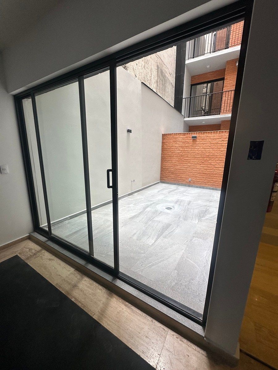 21 de 26: Área masajes