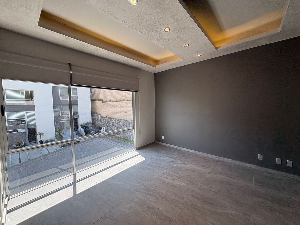 14 of 20: Recamara principal