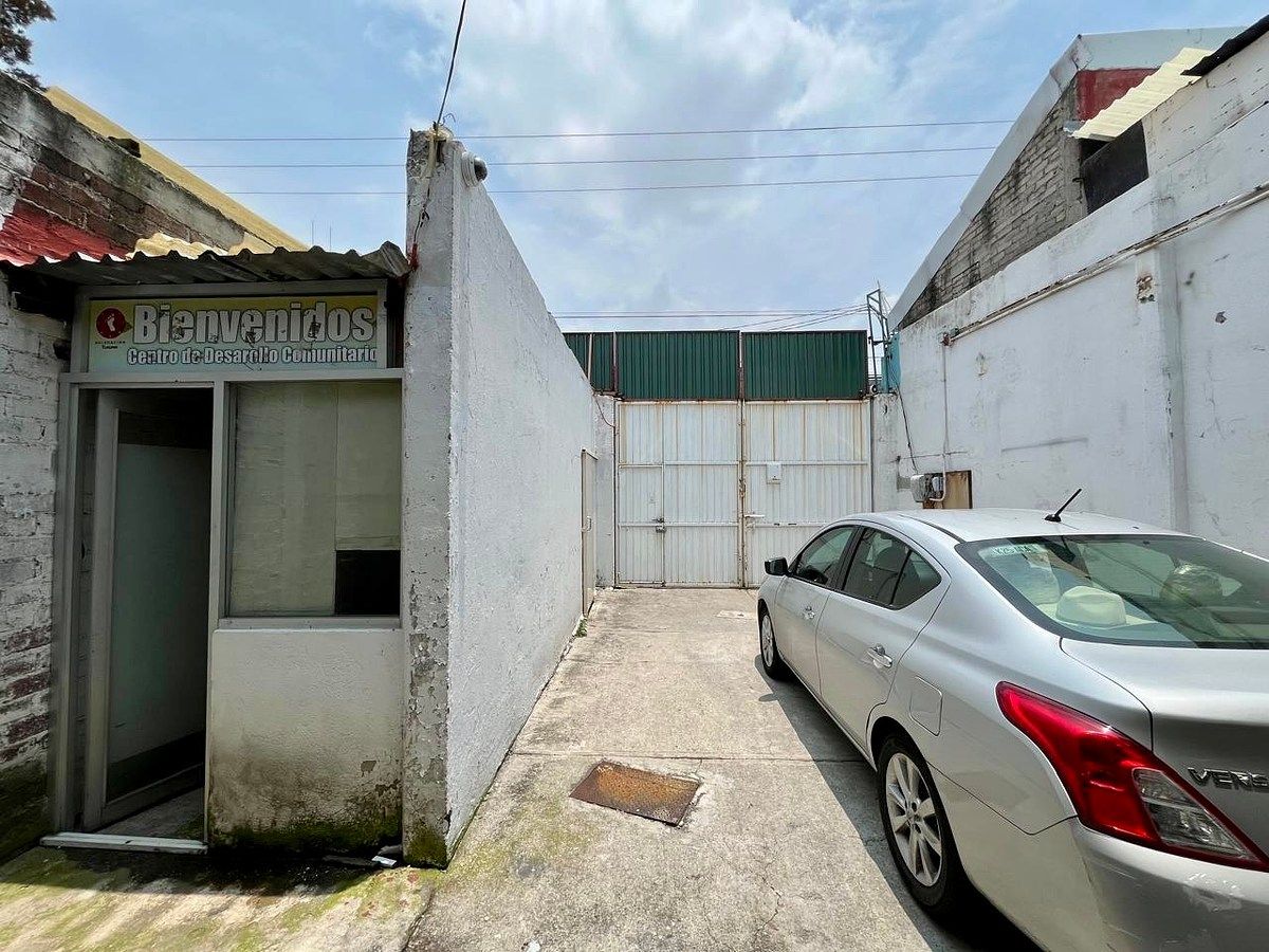 Bodega comercial en Leyes de Reforma 3a Sección, Iztapalapa, foto 2 de 11