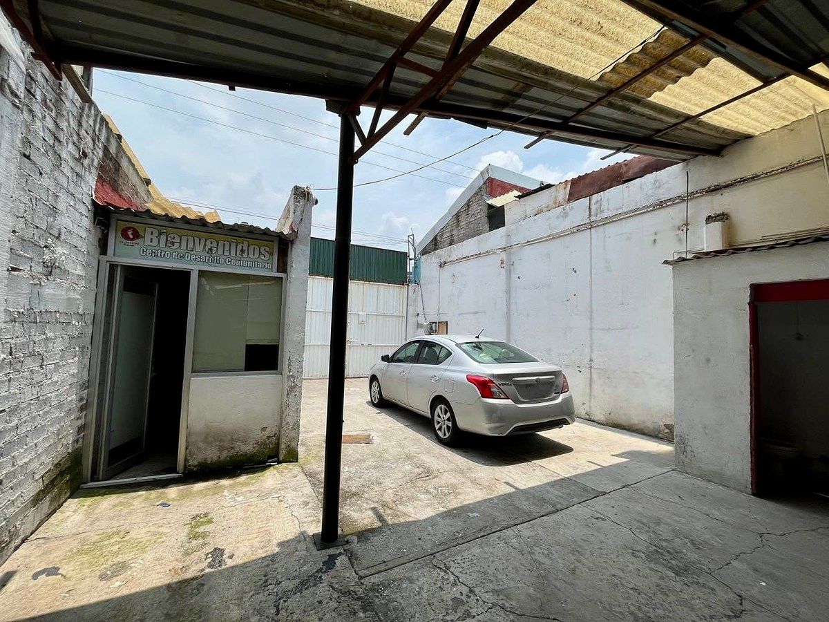 Bodega comercial en Leyes de Reforma 3a Sección, Iztapalapa, foto 3 de 11
