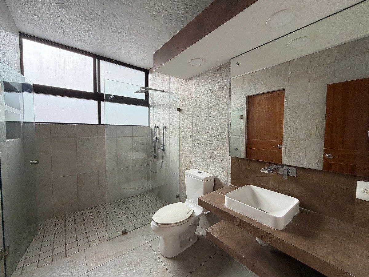 11 de 20: Baño completo