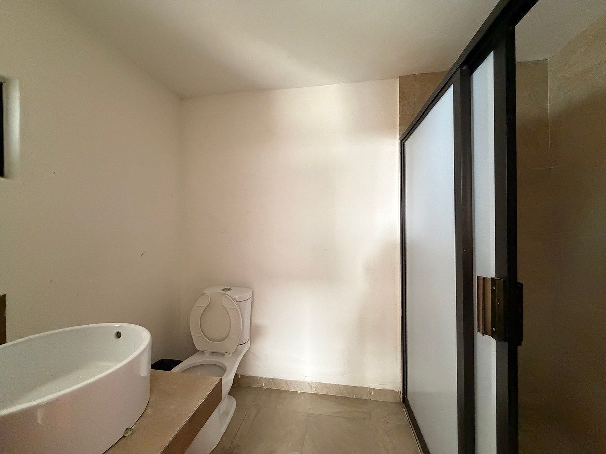 17 de 20: Baño de servicio