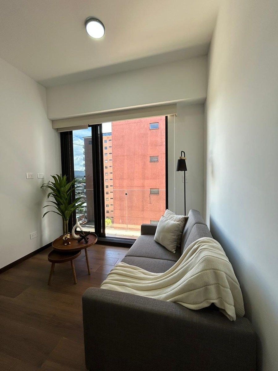 Apartamento en Zona 10, Guatemala, foto 4 de 13