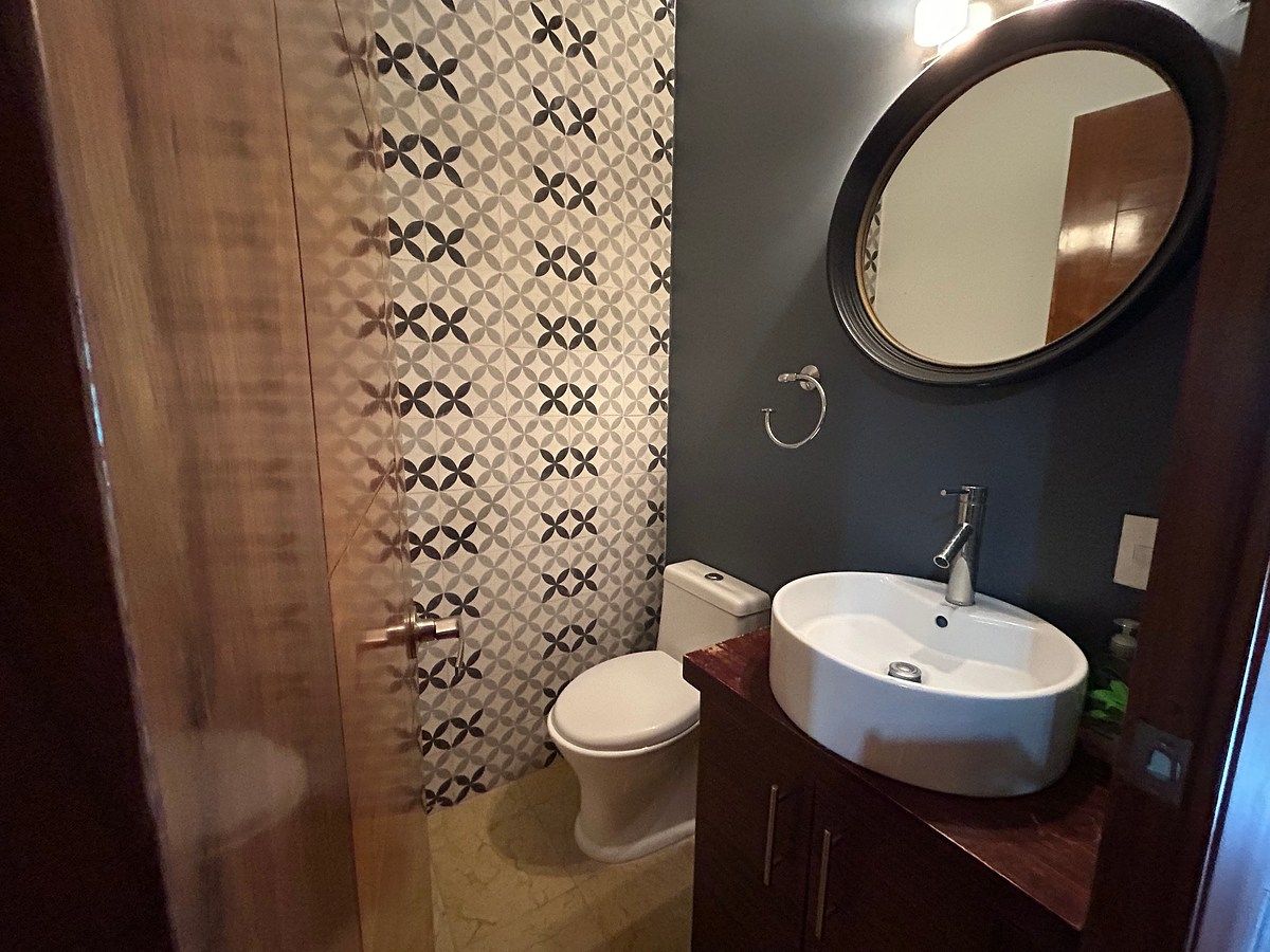 4 de 16: Baño vistas