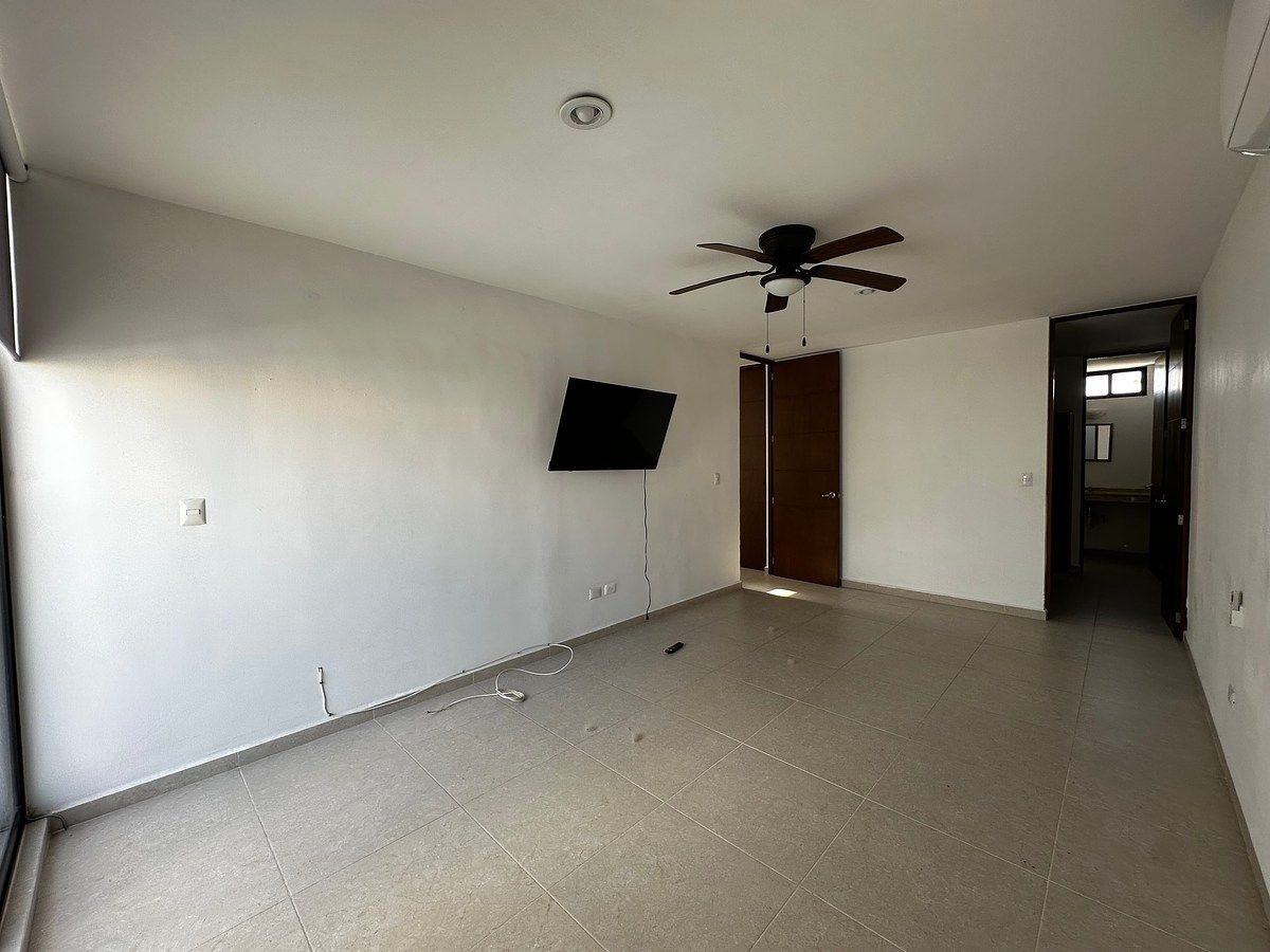 11 de 25: Habitacion principal