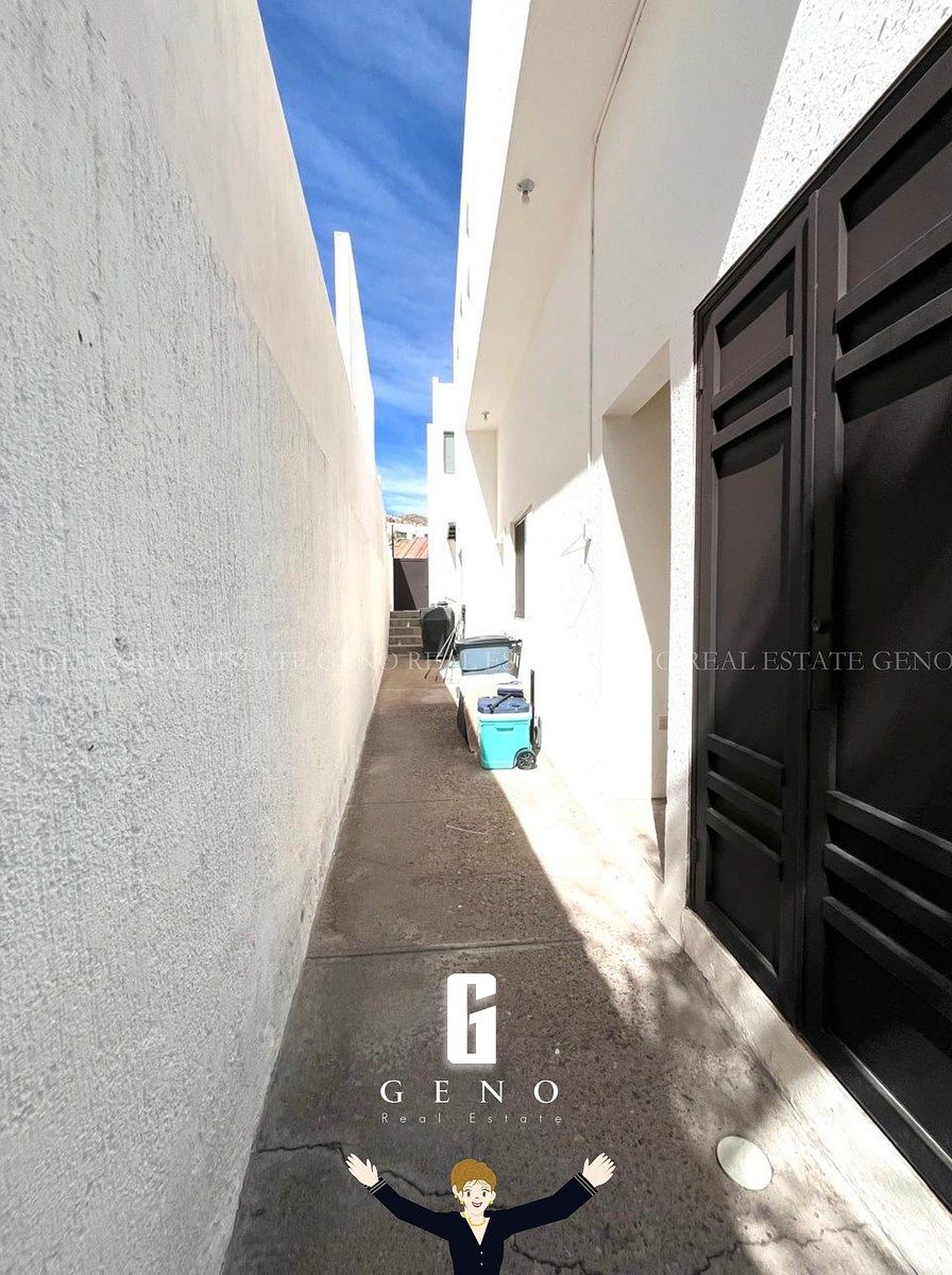 17 de 17: Pasillo de servicio