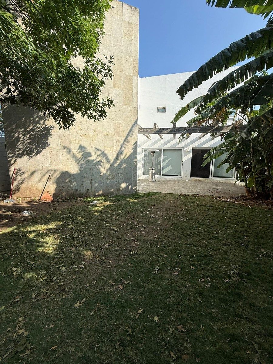 Casa em Contry la Silla, Guadalupe, foto 20 de 21