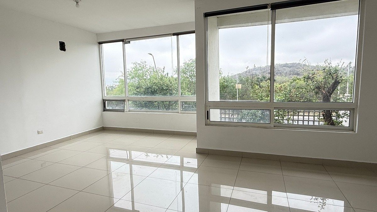 2 de 19: Sala - Comedor