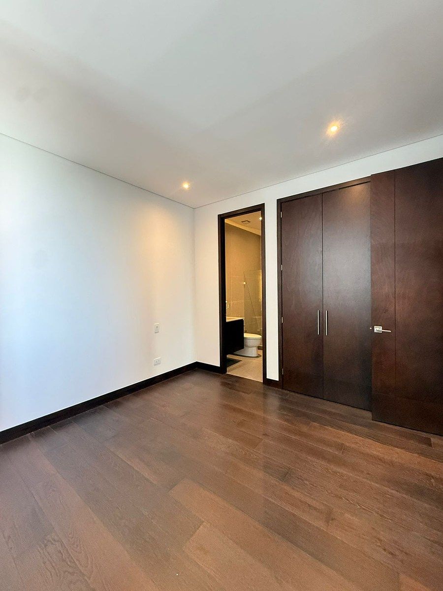 Apartamento en Zona 14, Guatemala, foto 12 de 41