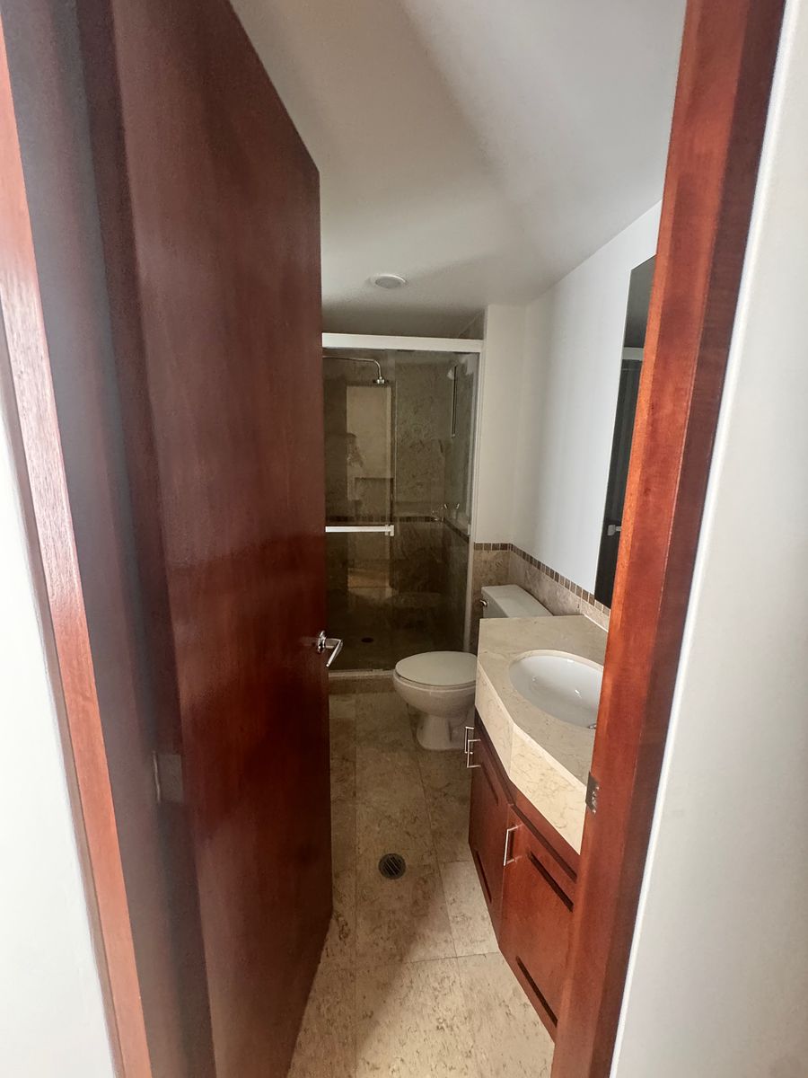 11 de 15: Baño Rec 2