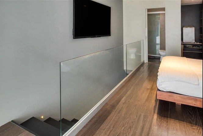 9 de 43: Entrada a recámara