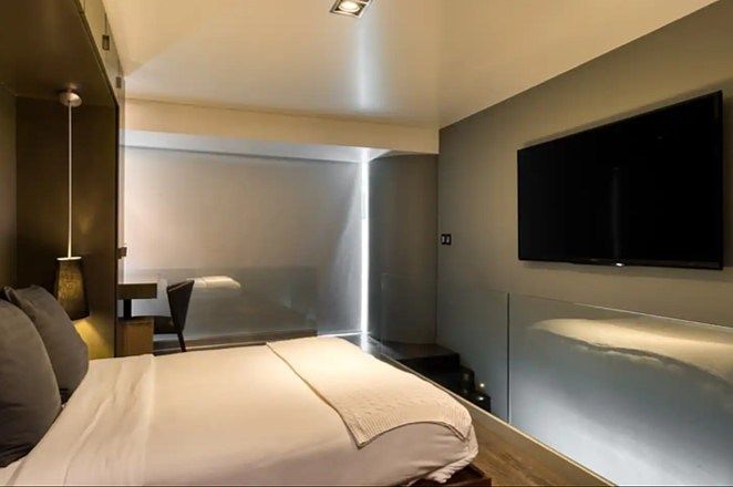 17 de 43: TV de la recámara