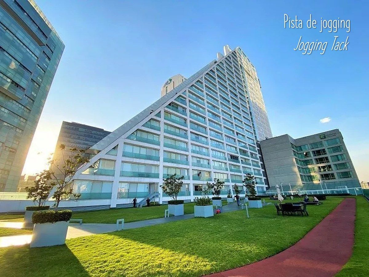 35 de 43: Vista de edificio central