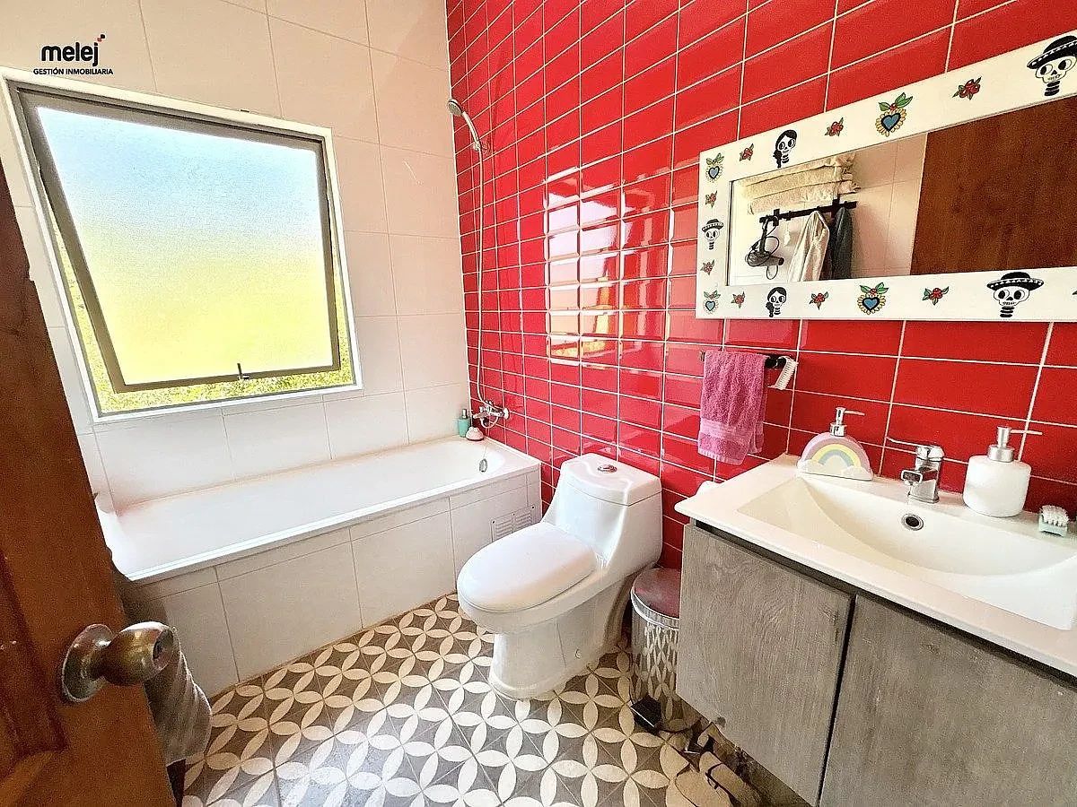 18 de 29: Baño 2 segundo piso