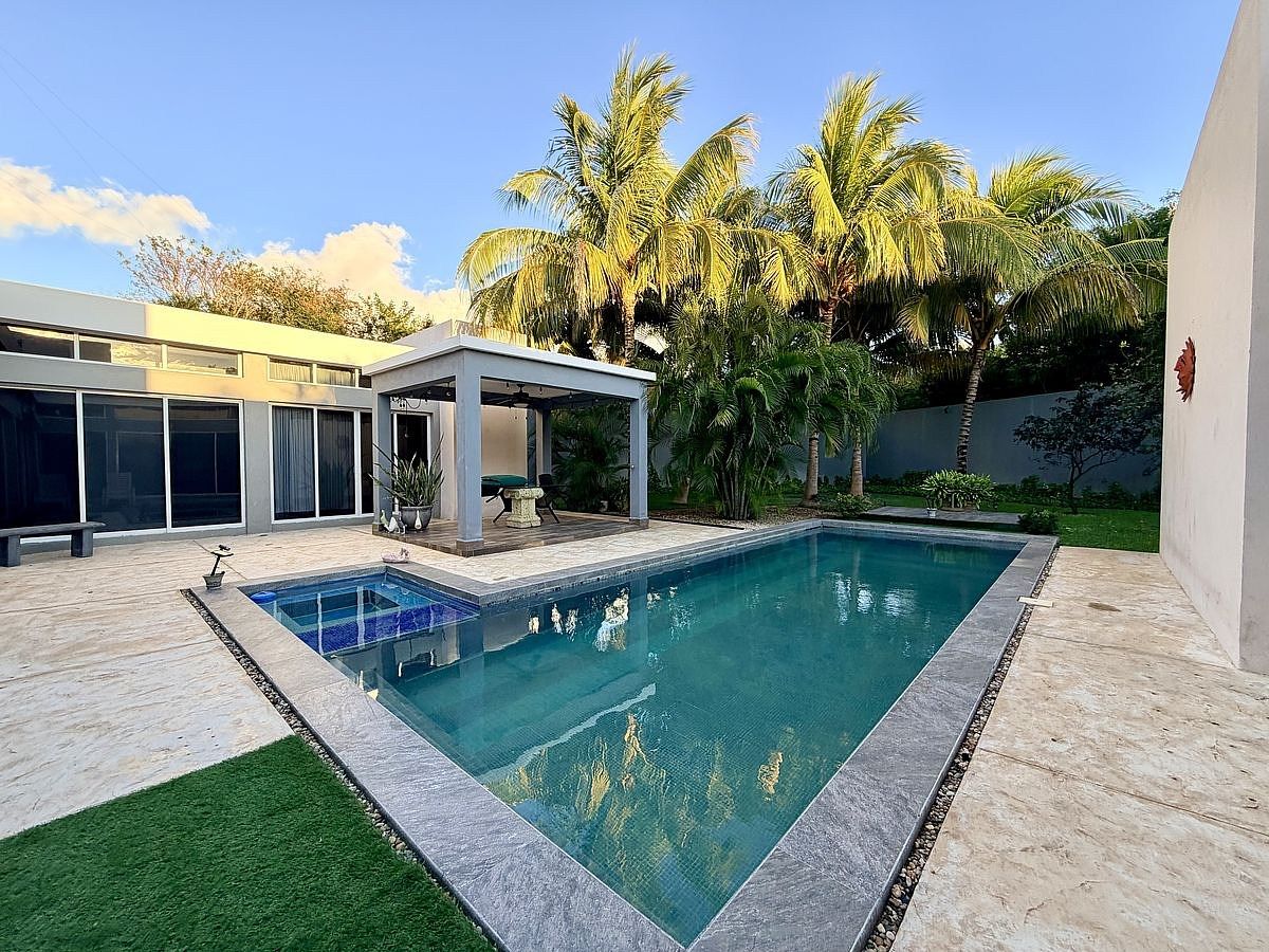 La Rejoyada Casa de Un Nivel en Privada en Venta Zona Komchen - foto 1