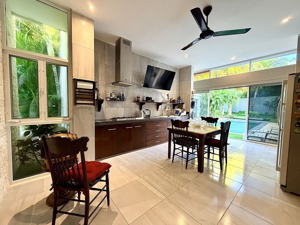La Rejoyada Casa de Un Nivel en Privada en Venta Zona Komchen - foto 3
