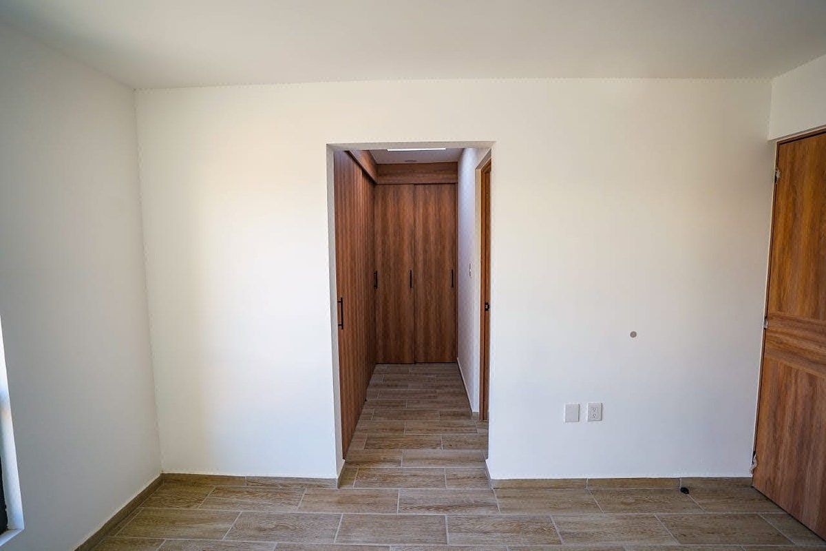 House in Gated Community in San José de los Olvera, Corregidora, photo 8 of 12