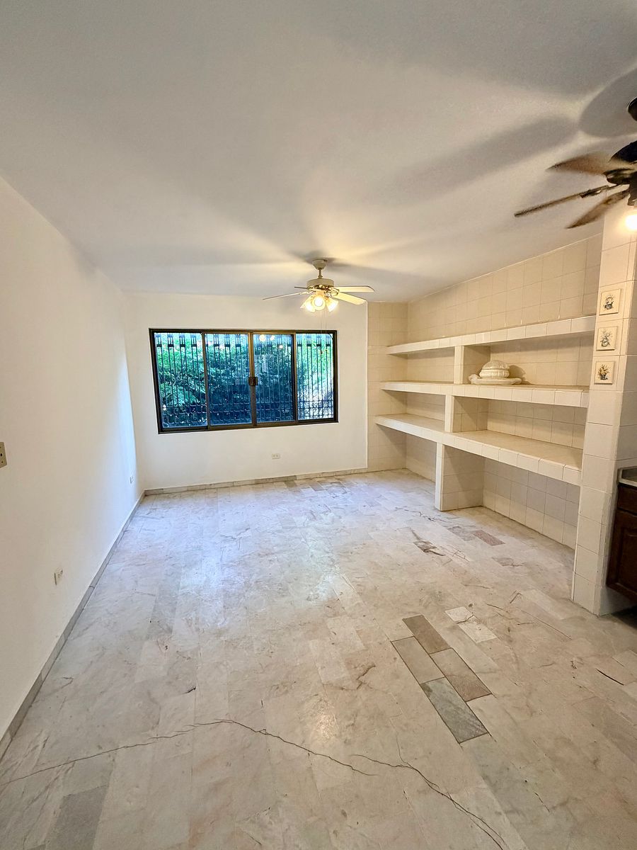 4 of 18: Planta Baja
Antecomedor