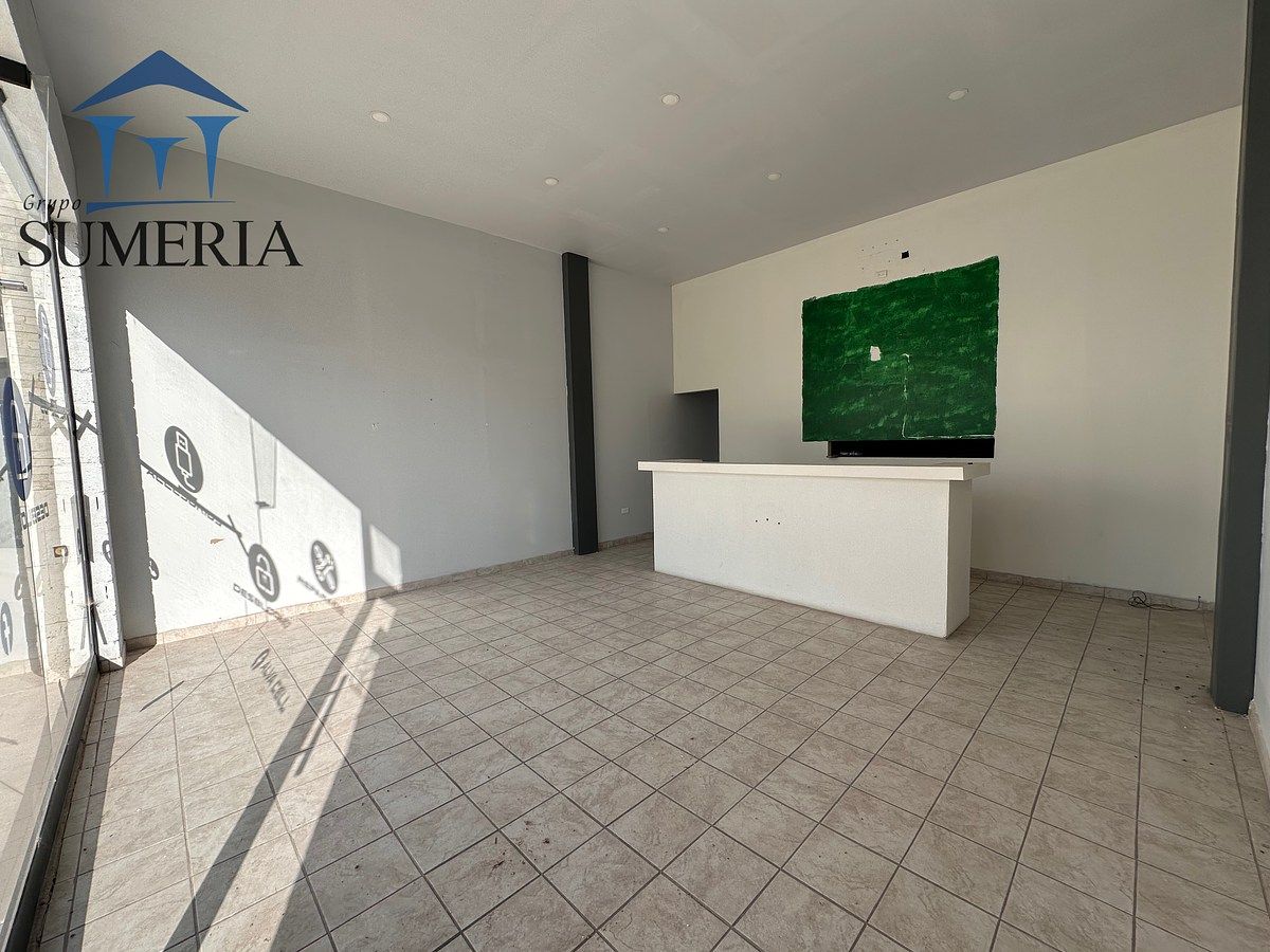 14 de 22: Local 60m2