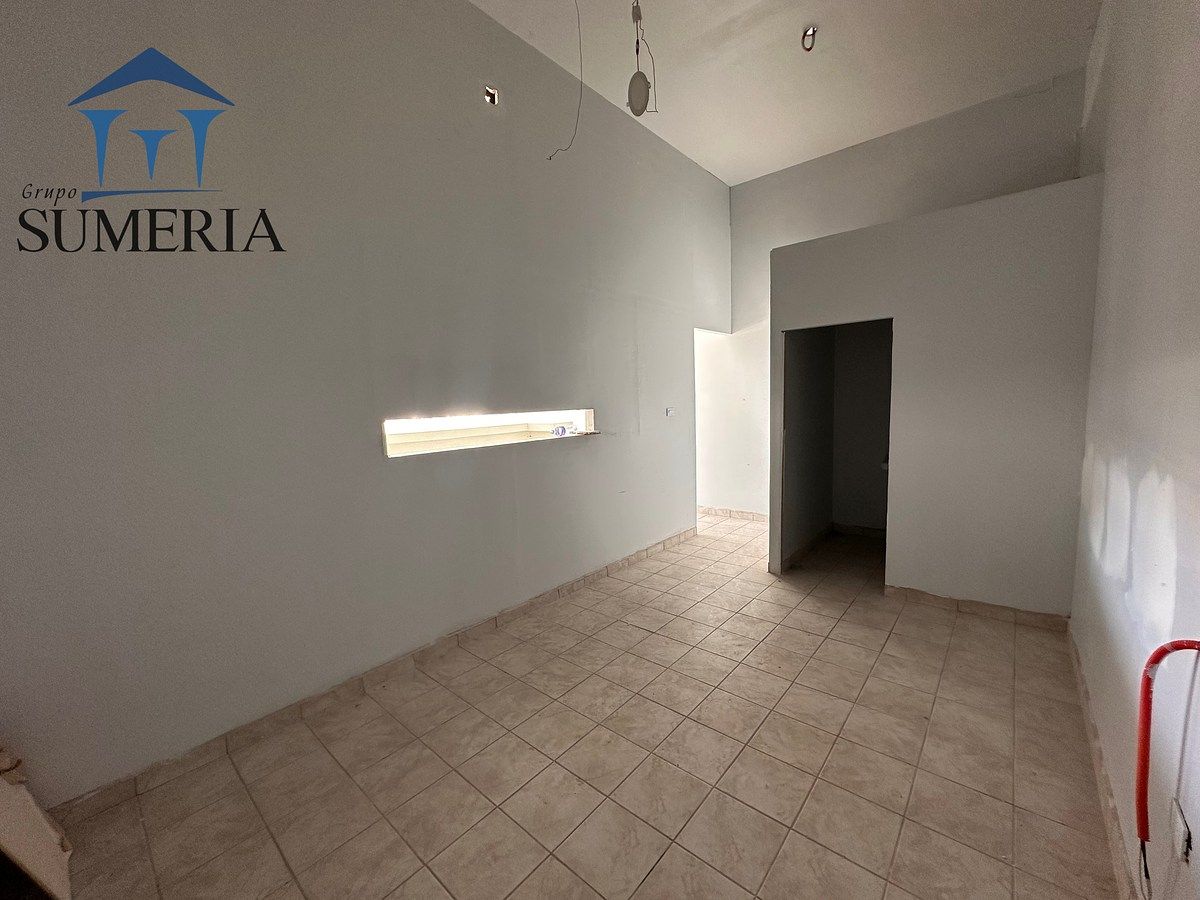 16 de 22: Local 60m2