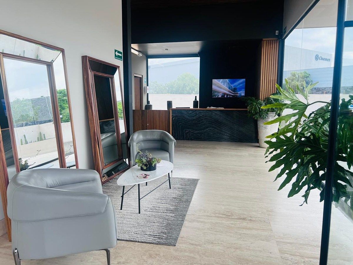 8 de 15: ÁREA COMÚN