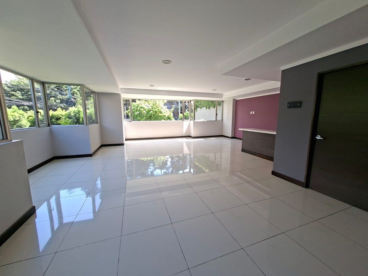 Apartamento en Zona 14, Guatemala, foto 9 de 16
