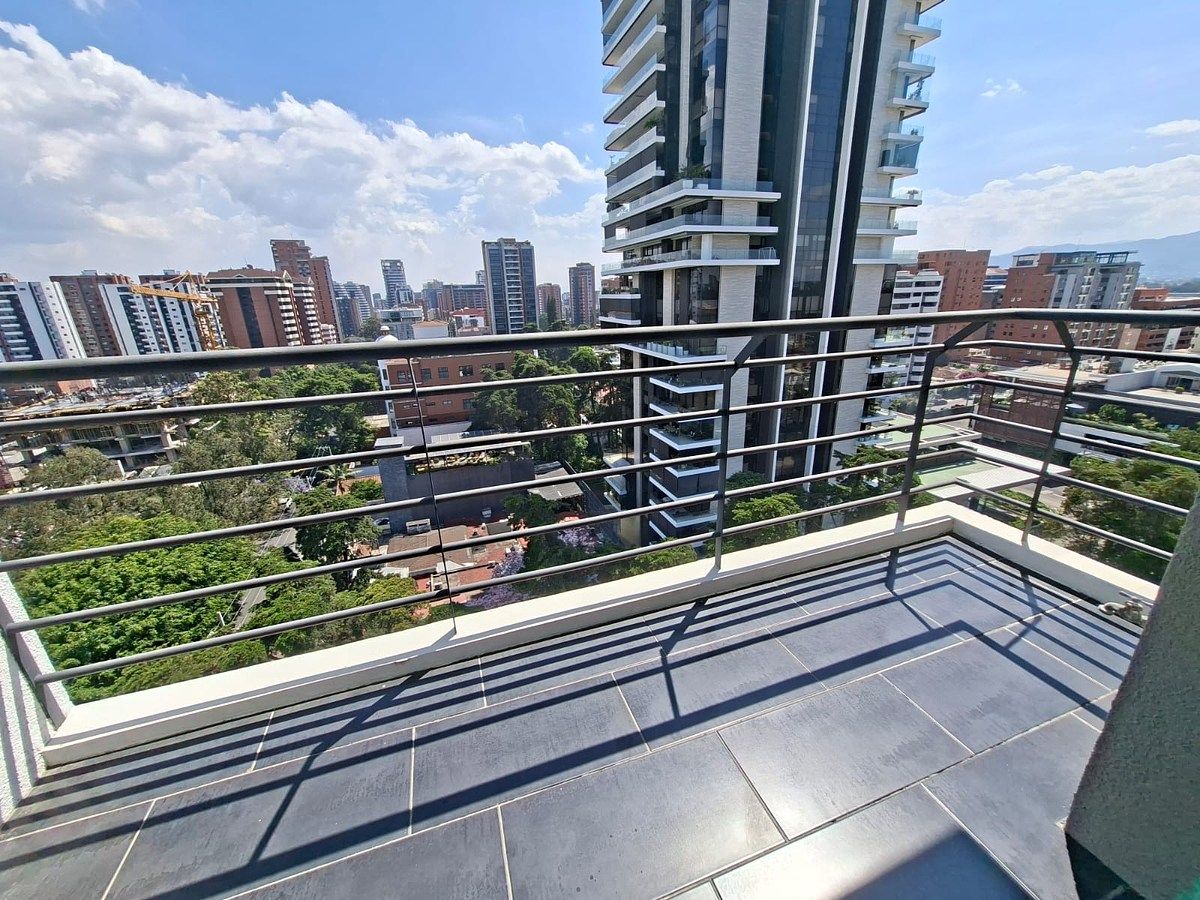 Apartamento en Zona 14, Guatemala, foto 2 de 16