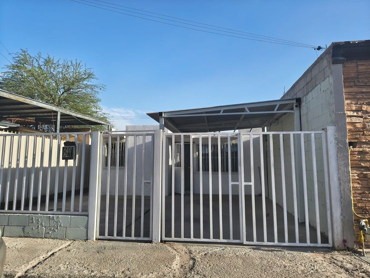 CASA EN RENTA PASESO DEL SOL, foto 1 de 15