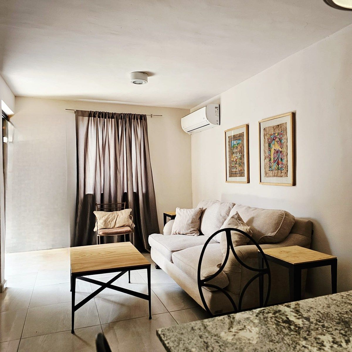 CASA PARA ALUGAR AV. LAS FUENTES, COL. FUENTES DE ESCOBEDO, foto 1 de 7