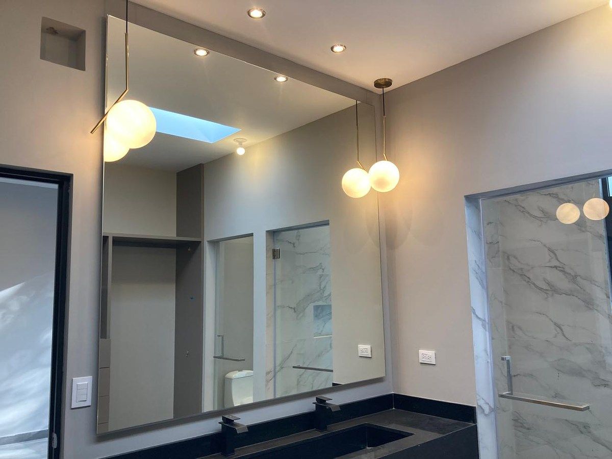 14 de 21: Baño completo recámara principal