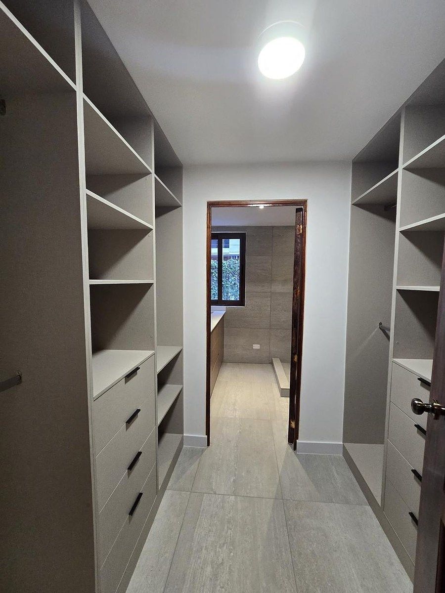 Casa en Condominio en Zona 10, Guatemala, foto 5 de 5