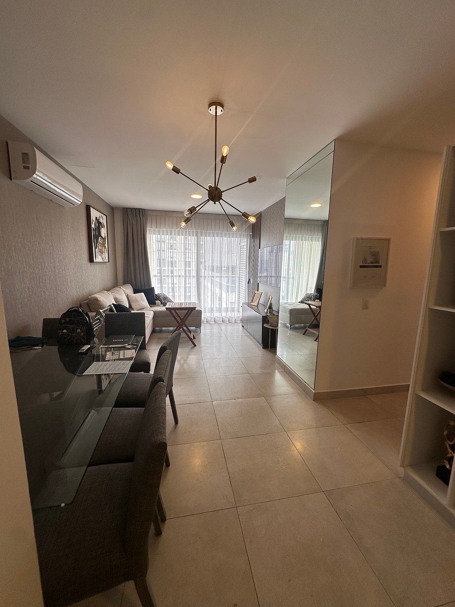 1 of 25: Area de Sala comedor