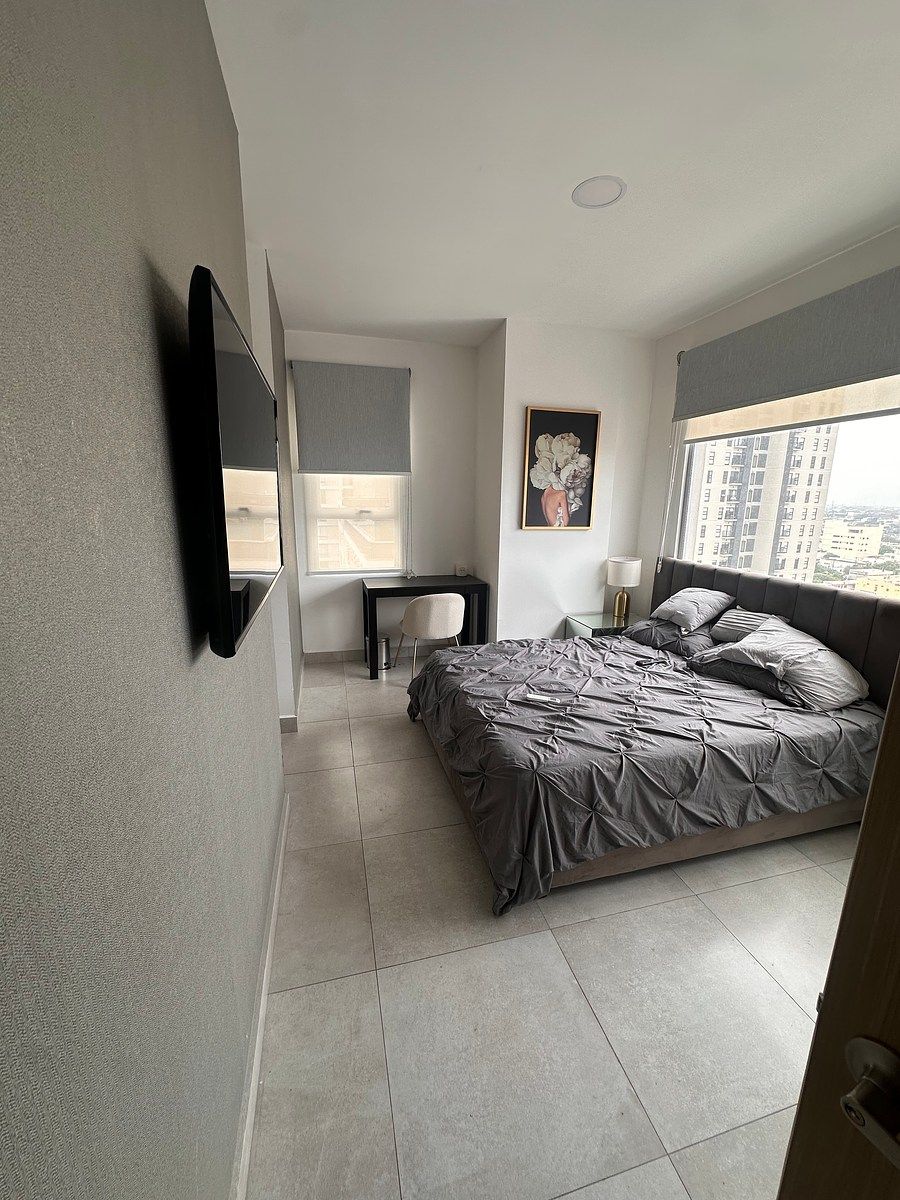 10 of 25: Recámara principal