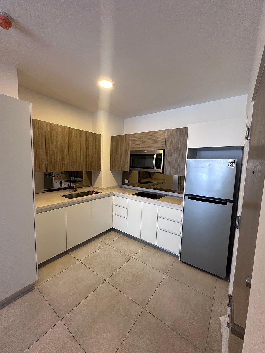 Cocina integral y eq, con Microhondas,parilla y refrigerador, foto 2 de 28