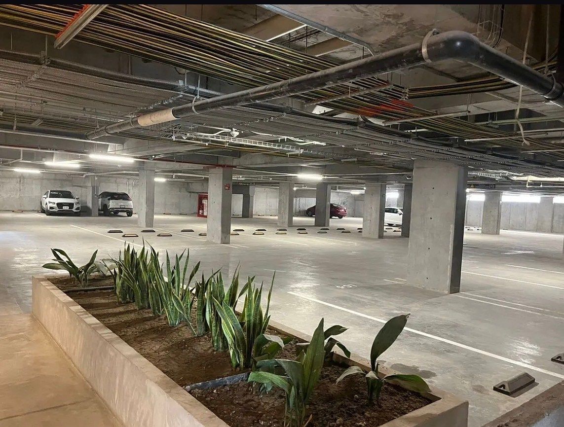 19 of 19: cajones de estacionamiento