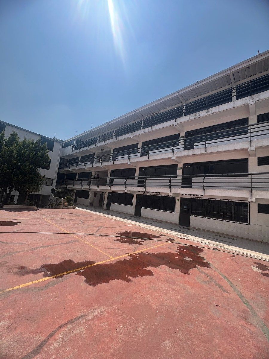 EDIFICIO EN VENTA ACTUALMENTE FUNCIONANDO COMO ESCUELA - foto 3