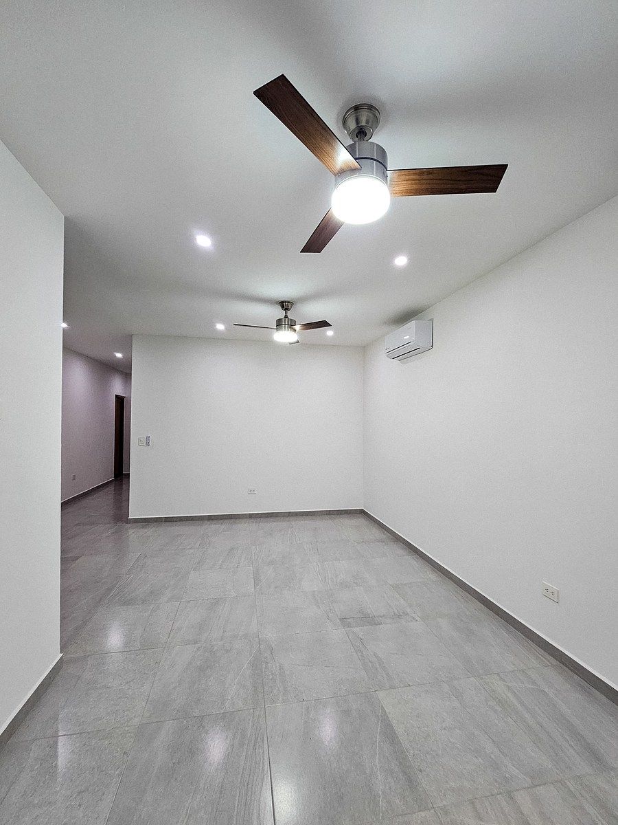 3 of 22: Ventiladores de techo