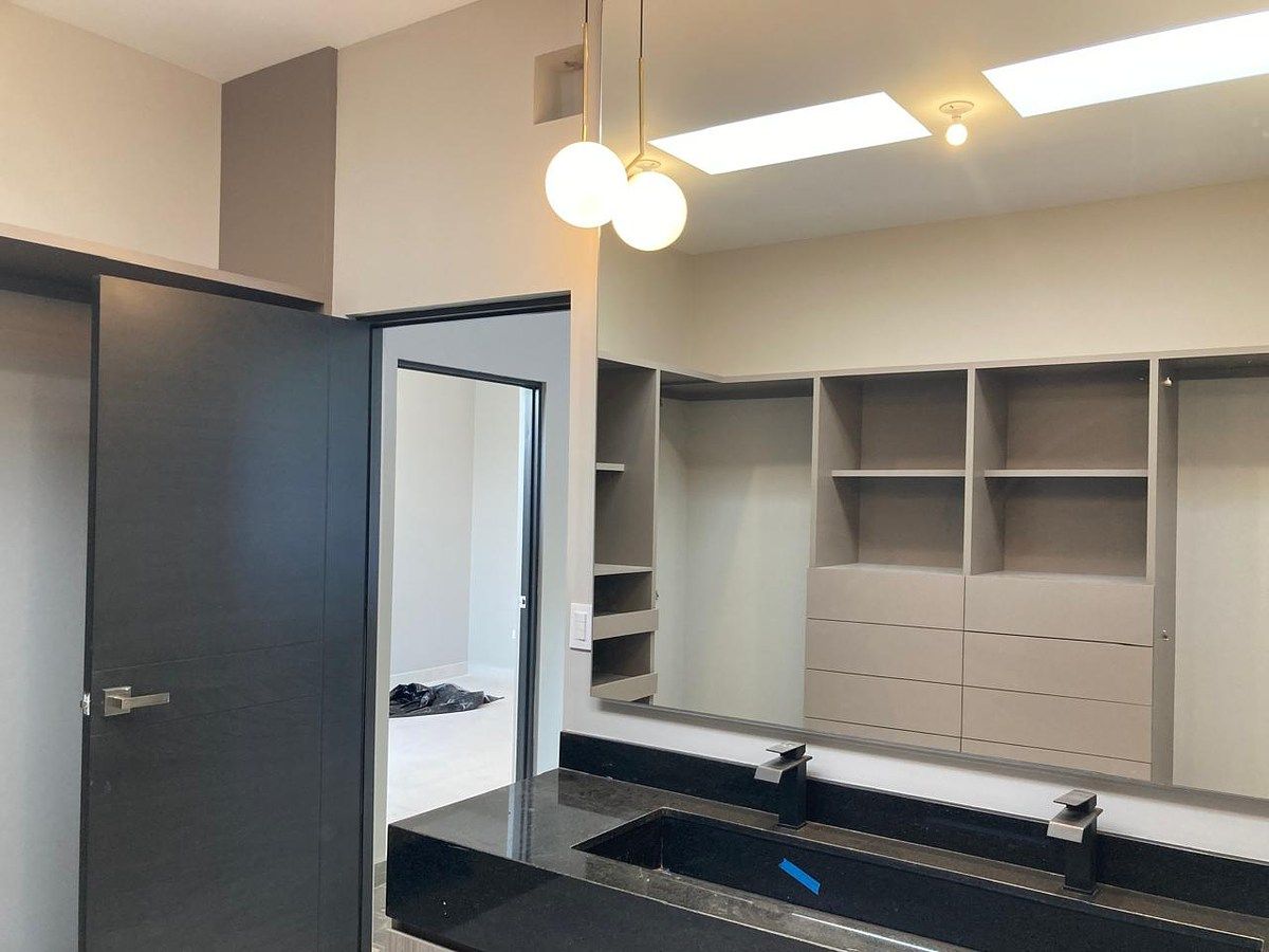 12 de 21: Baño recámara Principal con lavamanos doble