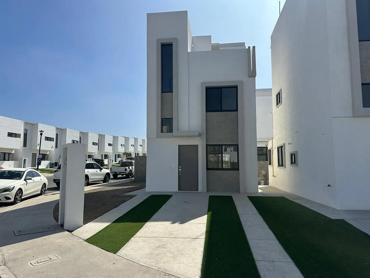 CASA EN VENTA SAN MARINO RESIDENCIAL, PLAYA BLANCA