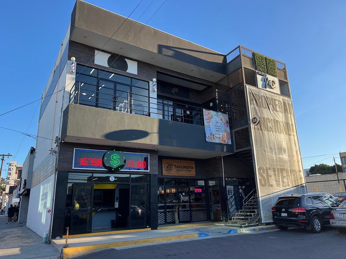 COMMERCIAL BUILDING FOR SALE IN LA CACHO TIJUANA - foto 3