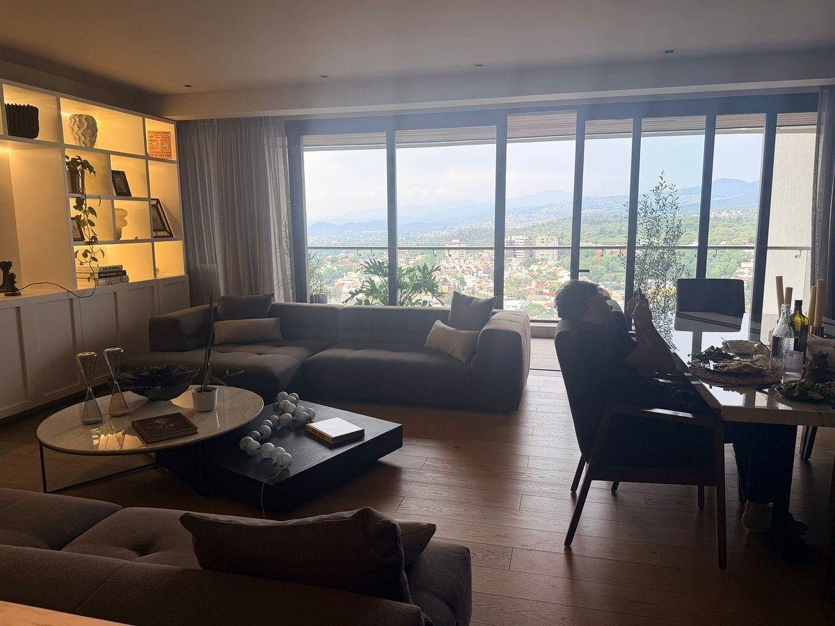 Se vende departamento en Origina Pedregal con terraza en piso alto - foto 1